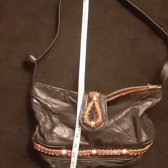 Black Leather Bag - Picture 5 of 10